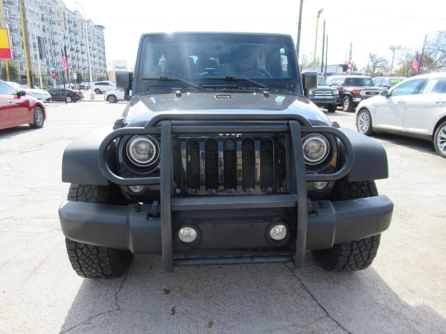 2017 Black /Black Jeep Wrangler UNLIMITED SPORT (1C4BJWDG1HL) with an 3.6L V6 F DOHC 24V engine, Automatic transmission, located at 1511 North Shepherd Dr., Houston, TX, 77008, (281) 657-1221, 29.798361, -95.412560 - 2017 JEEP WRANGLER UNLIMITED SPORT VIN: 1C4BJWDG1HL517754 1 C 4 B J W D G 1 H L 5 1 7 7 5 4 4 DOOR WAGON/SPORT UTILITY 3.6L V6 F DOHC 24V GASOLINE REAR WHEEL DRIVE W/ 4X4 - Photo#23